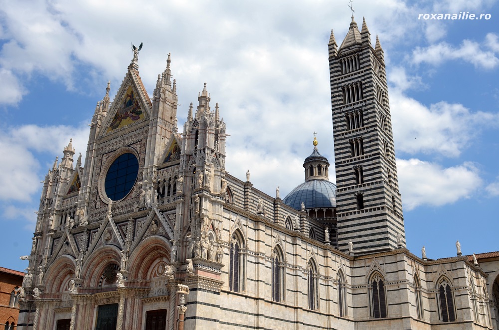 Duomo di Siena, un lăcaș de cult, muzeu de artă sau de istorie?